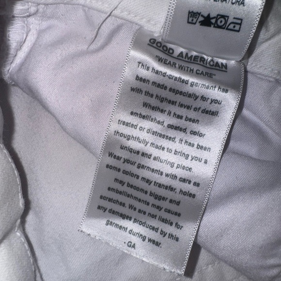 Good American Good Legs Cropped Jeans - Picture 6 of 8